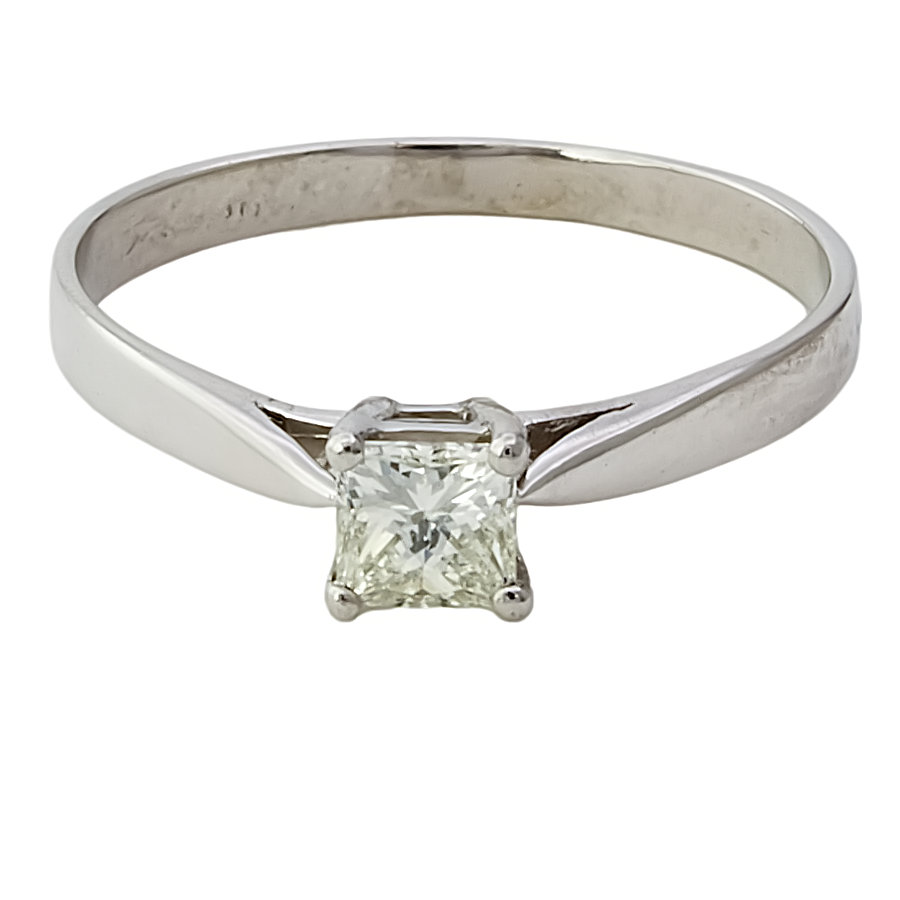 Platinum Diamond 0.50ct solitaire Ring size U